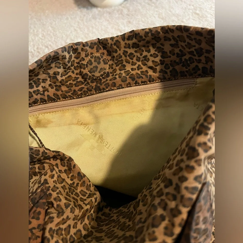 Bottega Veneta Vintage Cheetah Print 2 tone bag - Picture 9 of 16